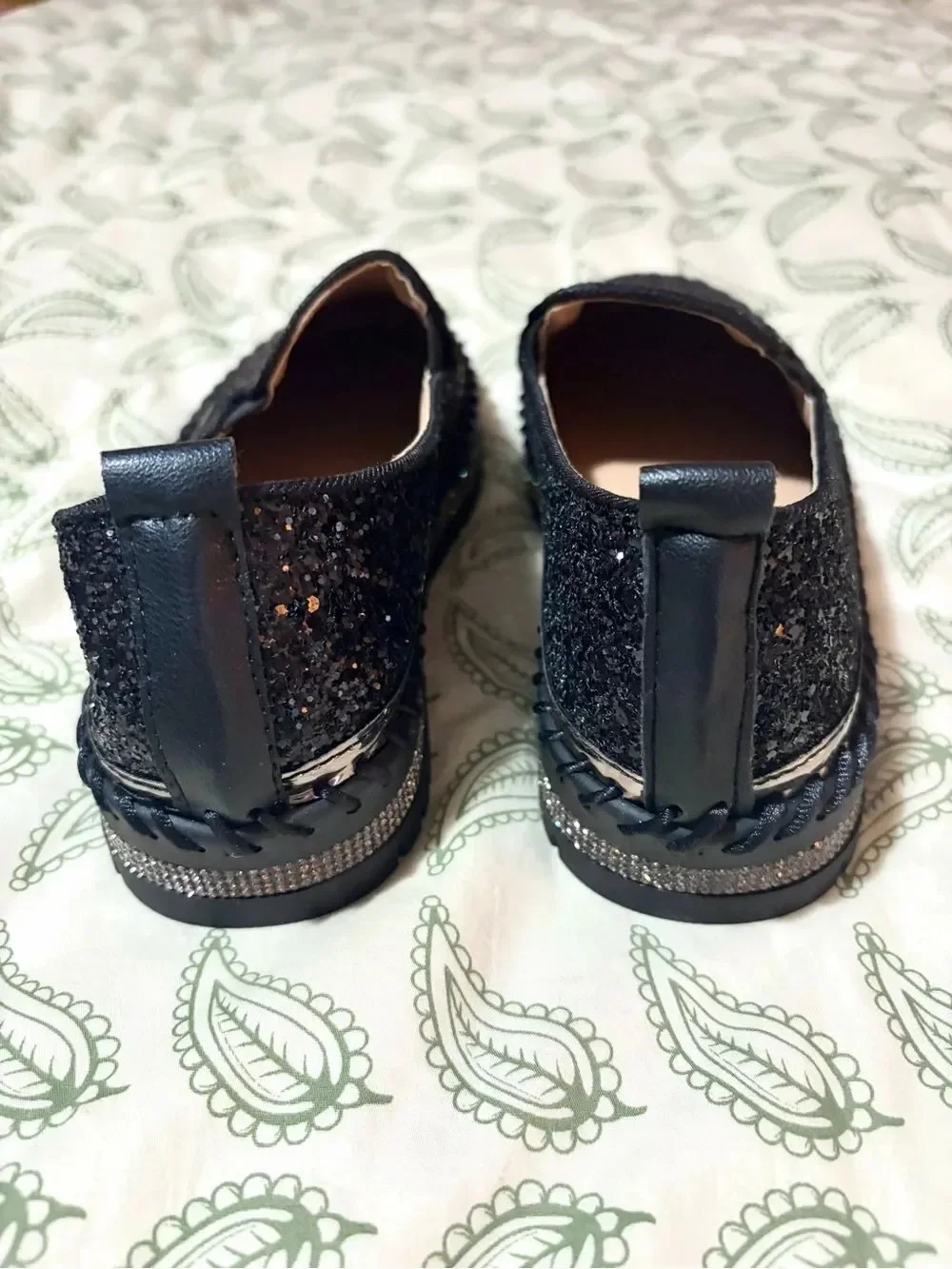 Novelty Sneakers Cushioned Black Glitter Loafers Silver Trim Slip-On 37 (6.5)